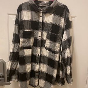 Ava & viv black and white collared button down shirt